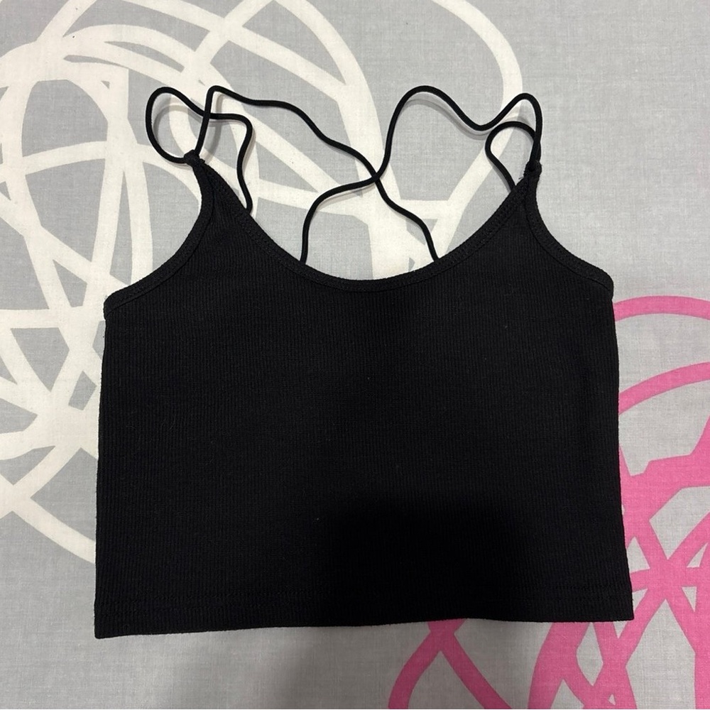 SHEIN Black Criss Cross Strappy Back Cropped Tank Top